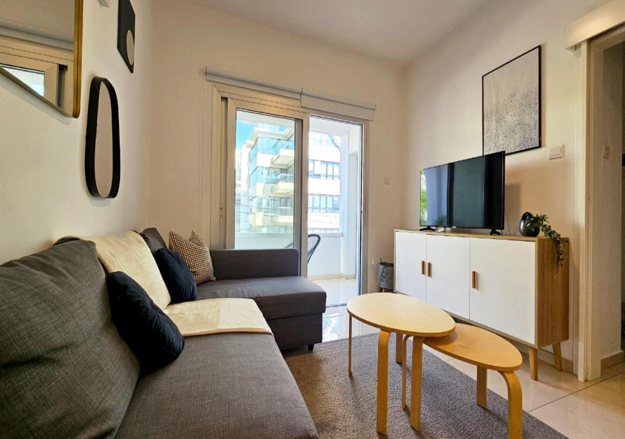 Phaedrus Living: City Centre Luxury Flat Esperidon 201 Nicósia Exterior foto