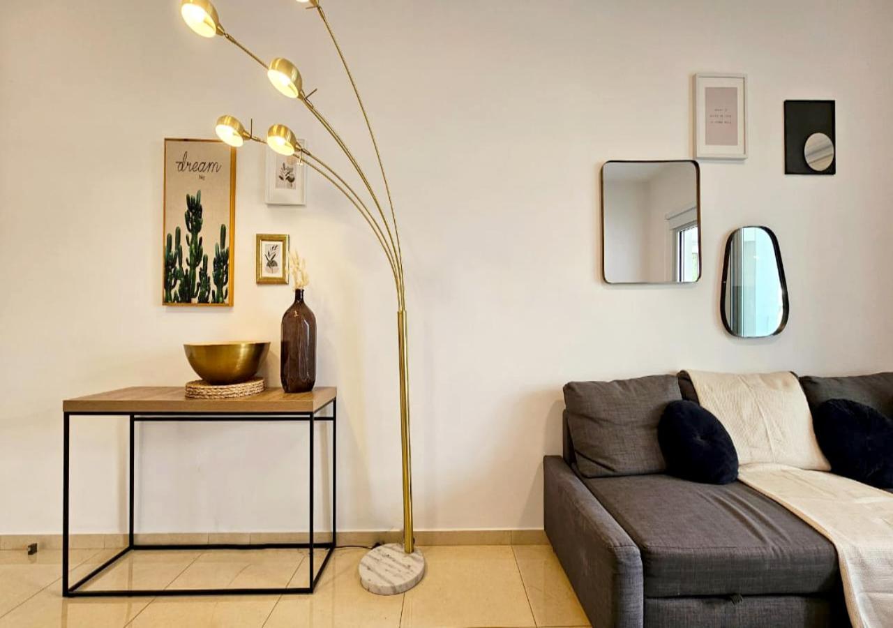 Phaedrus Living: City Centre Luxury Flat Esperidon 201 Nicósia Exterior foto
