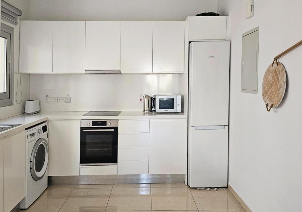 Phaedrus Living: City Centre Luxury Flat Esperidon 201 Nicósia Exterior foto